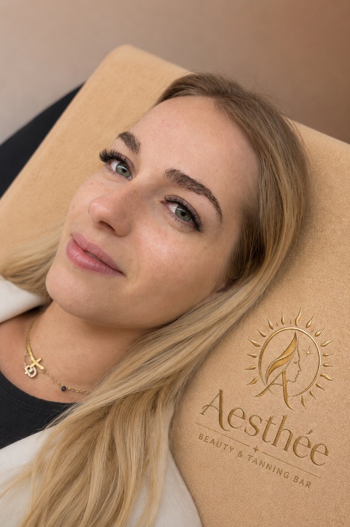 Lash extensions στο Aesthée